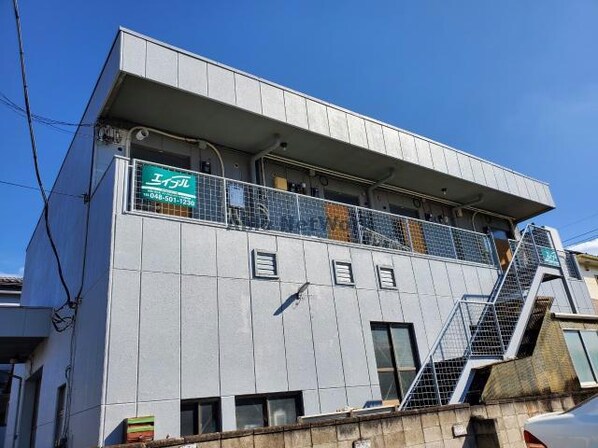 設楽コーポ（熊谷市伊勢町）の物件外観写真